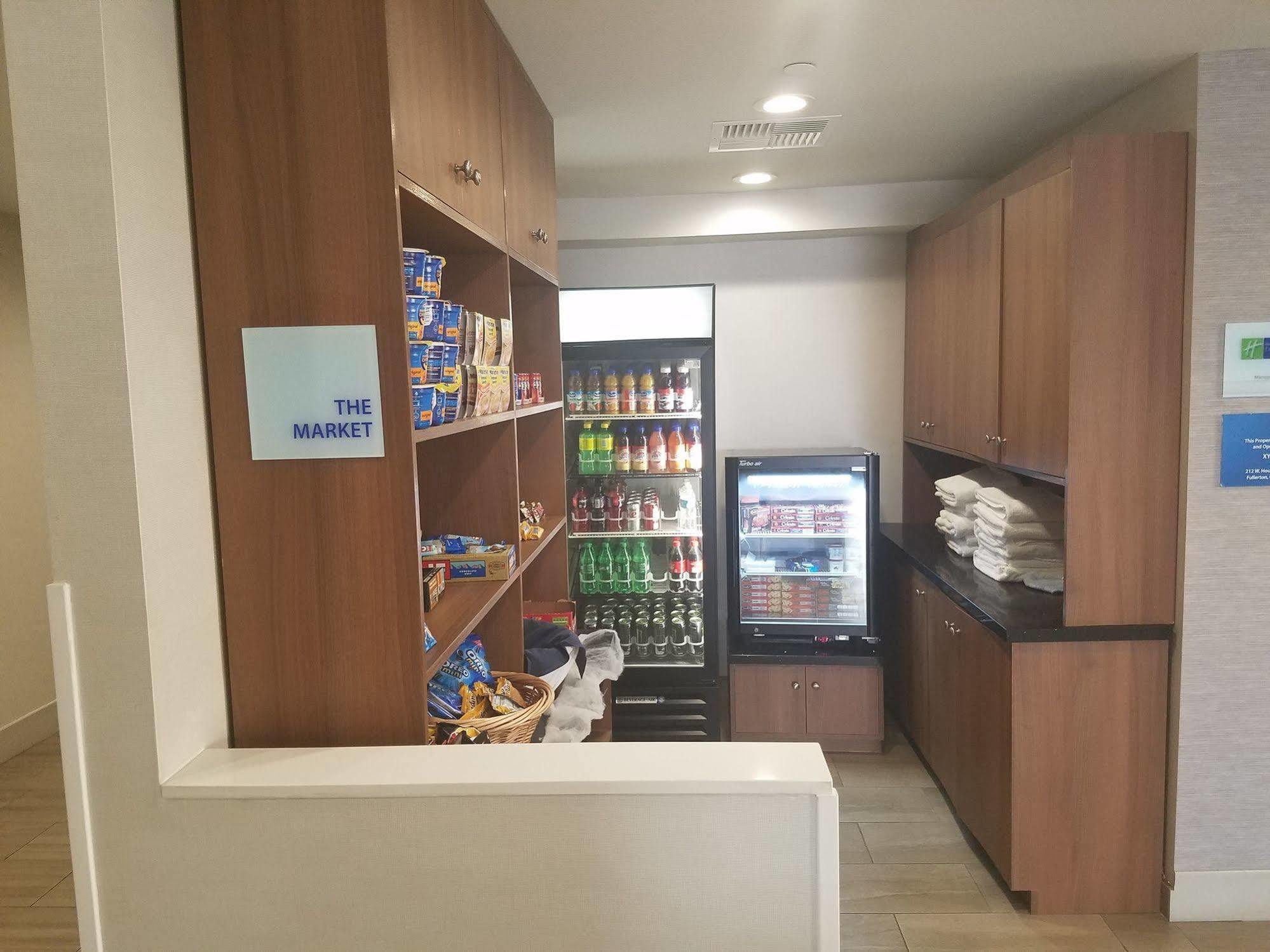 Holiday Inn Express Fullerton-Anaheim By Ihg Εξωτερικό φωτογραφία