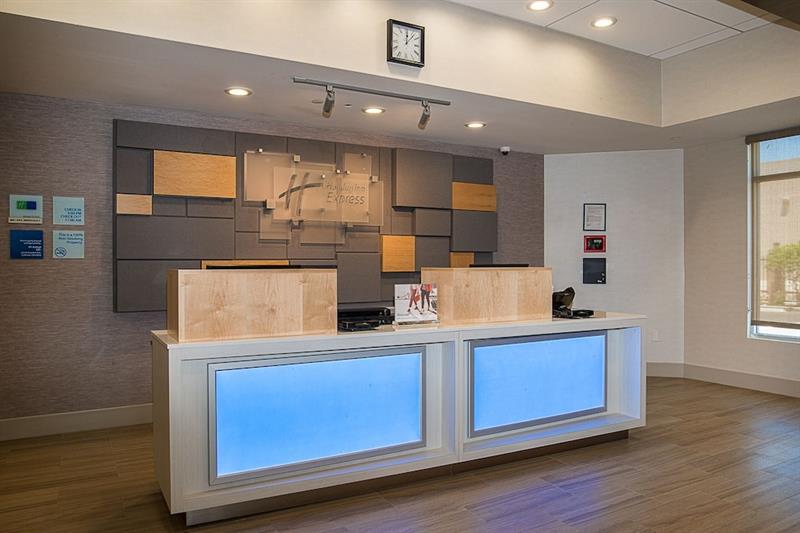 Holiday Inn Express Fullerton-Anaheim By Ihg Εξωτερικό φωτογραφία